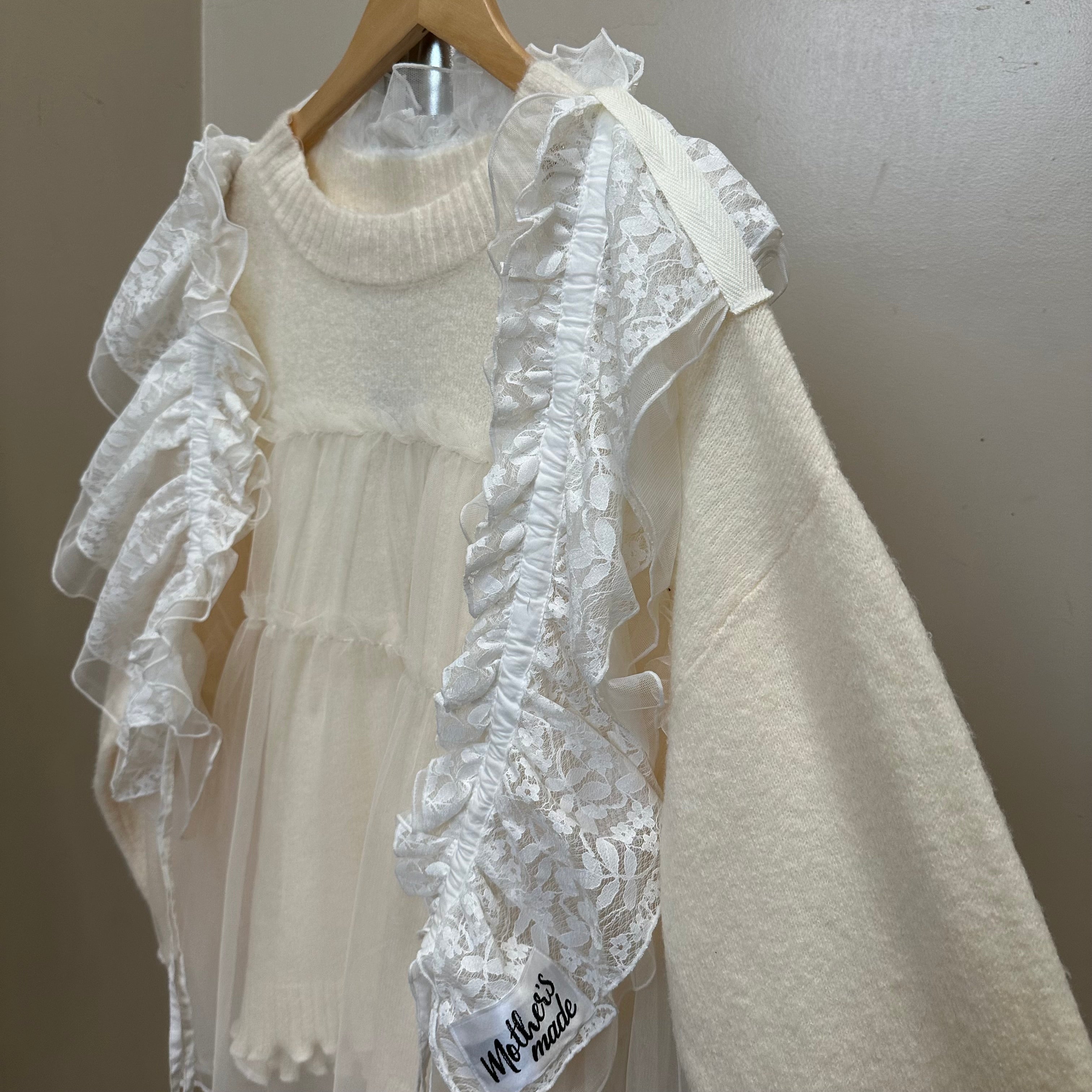 取り外し可能なレース付きチュールセーター