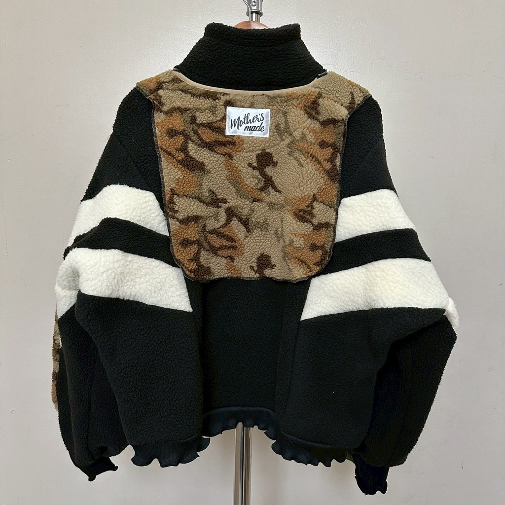 ヒョウ刺繍カモフラージュシェルパジャケット