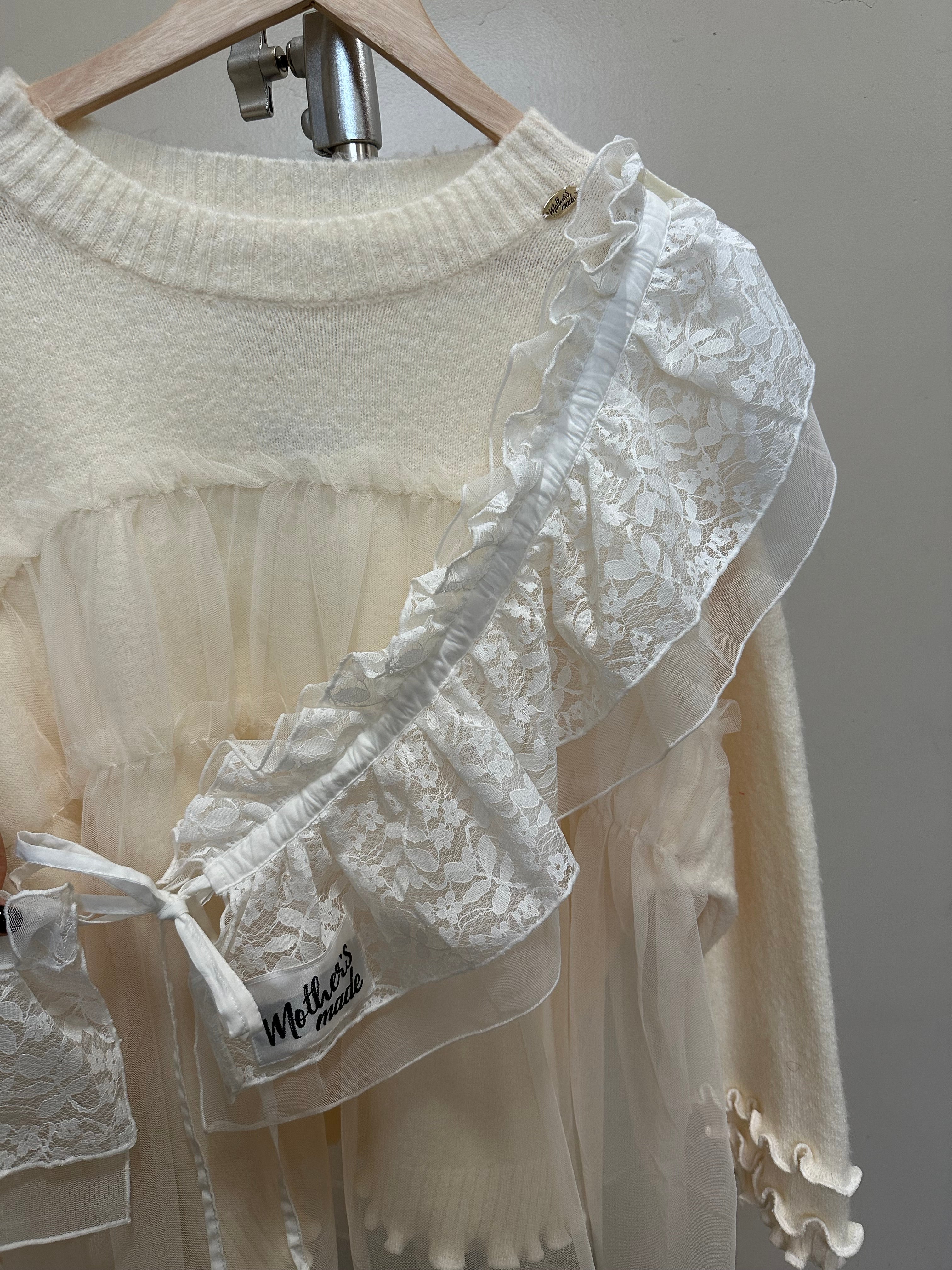 取り外し可能なレース付きチュールセーター