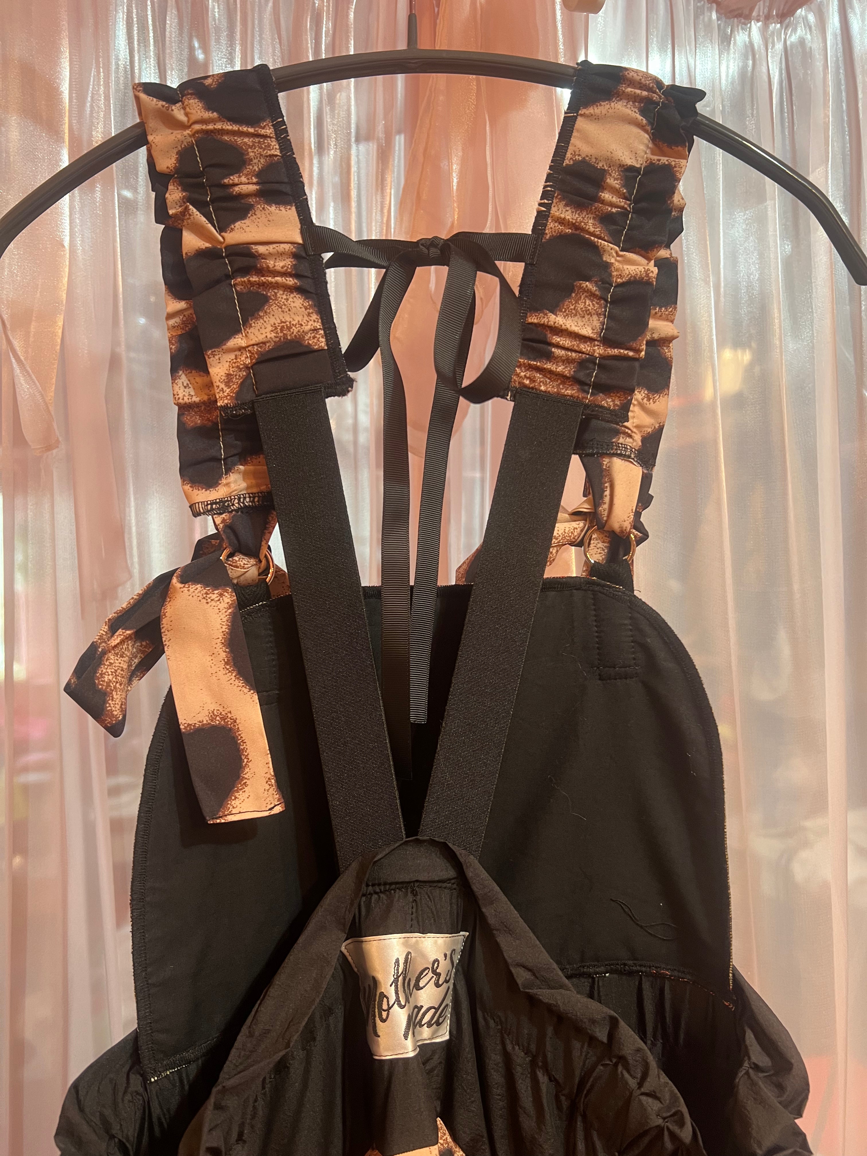 トラックパンツ x ヒョウ柄 リメイクOP