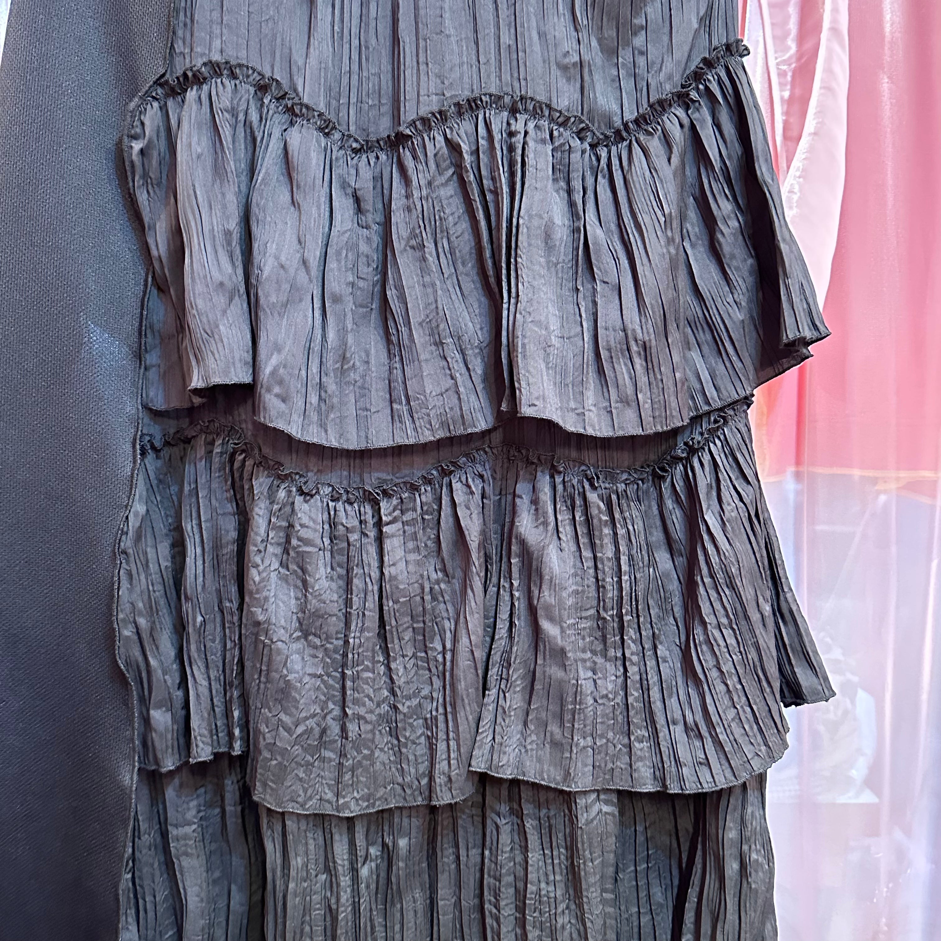 黒花柄ロングスカート