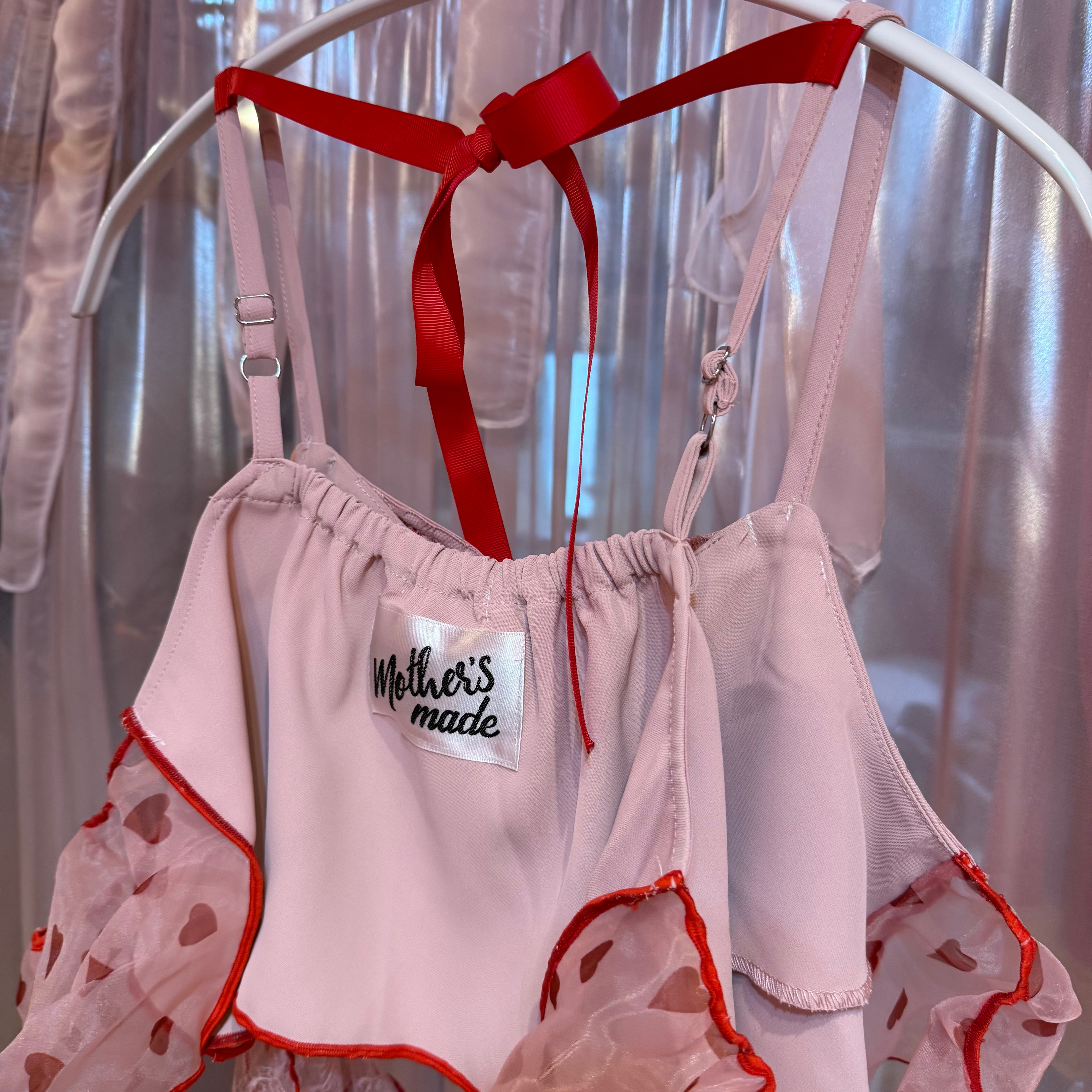 ピンク薔薇刺繍レースキャミソール