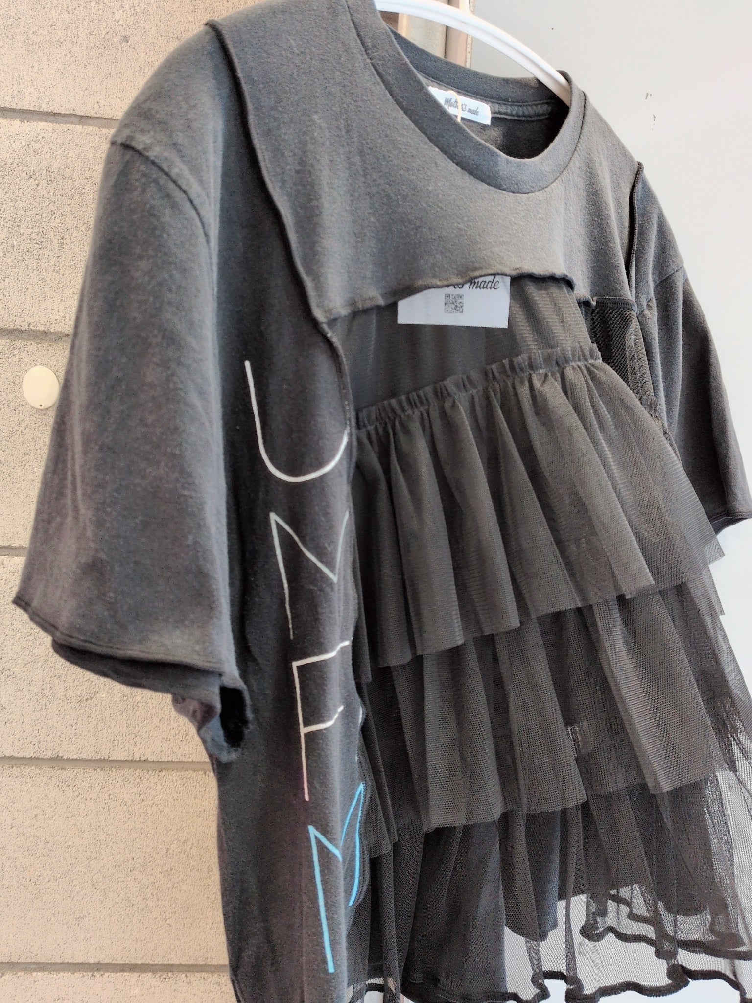 シフォン切替シンプル黒Tシャツ
