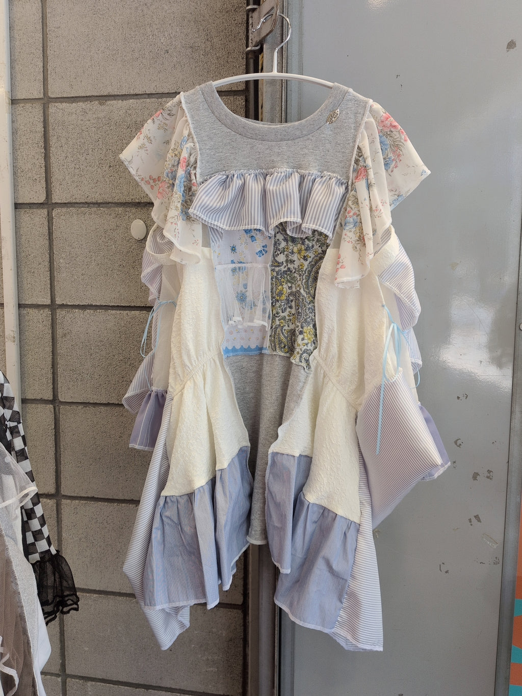贅沢切替フリルプルオーバー
